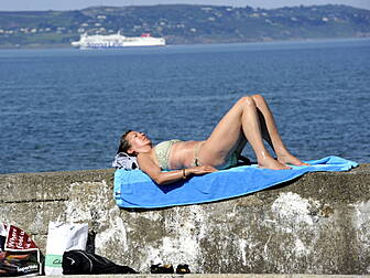 Two suncreams deemed 'Don&...